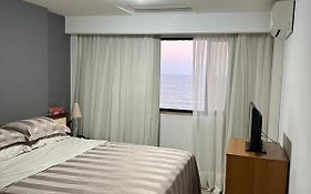 Flat Aconchegante Frente ao Mar